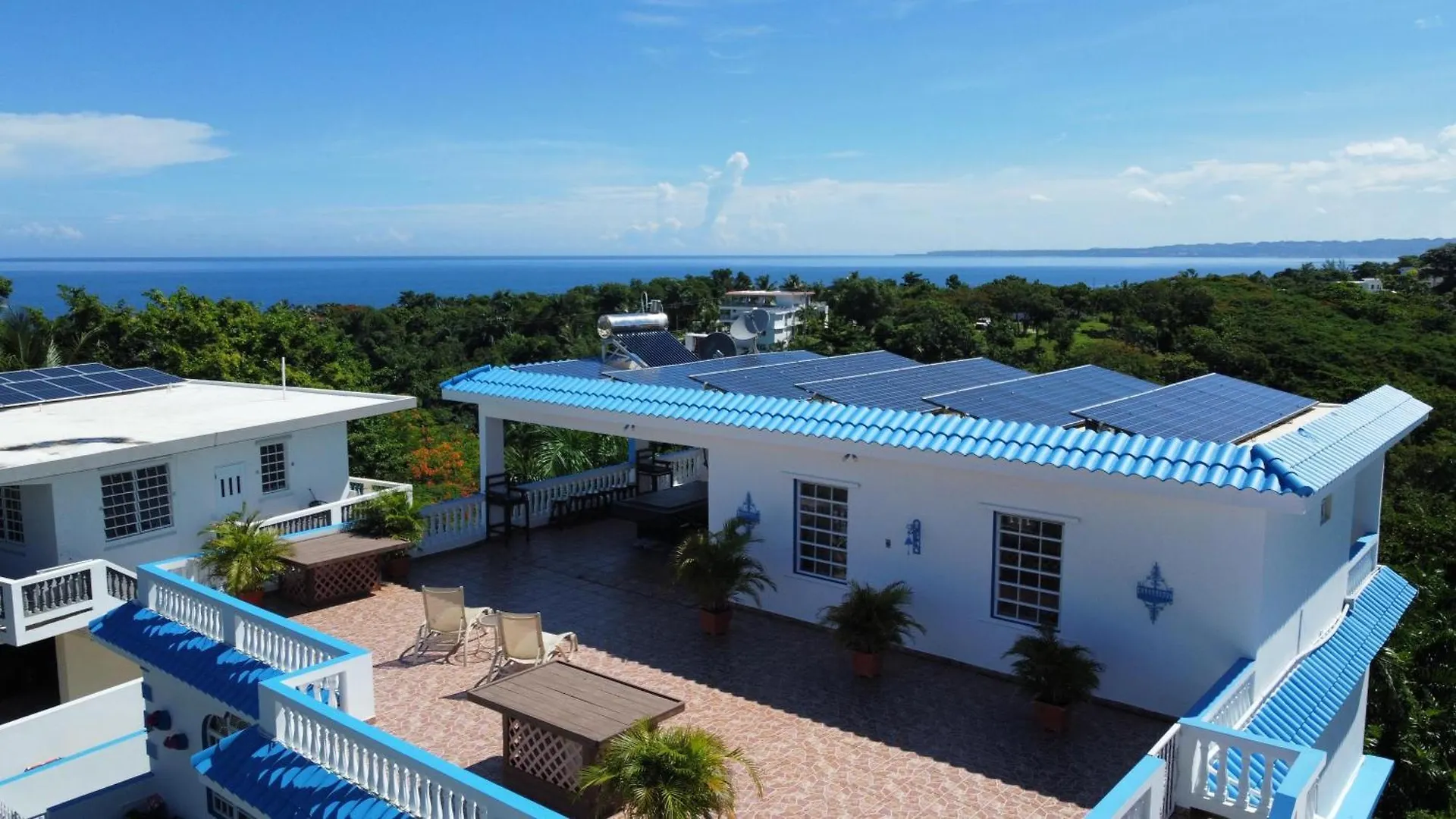 Vista Del Mar Terrace With Pool Table And Views Lejlighed Rincón